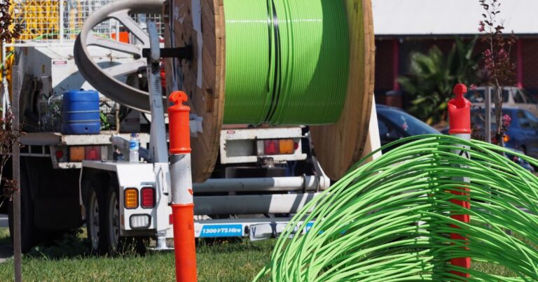 Types of fiber optic cables